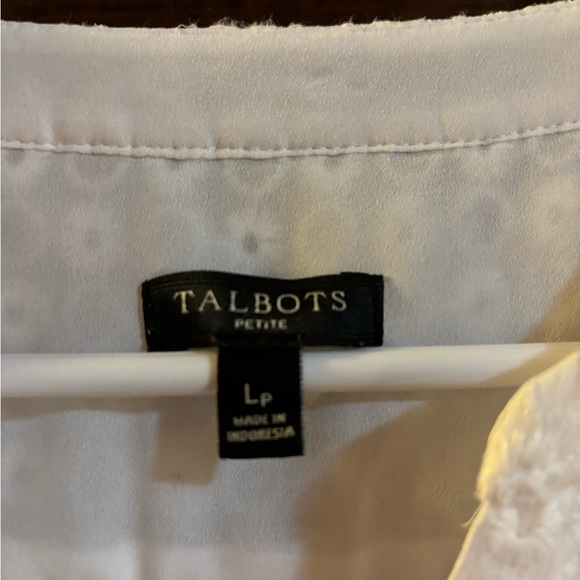 Talbot’s White Eyelet Top - Picture 3 of 4